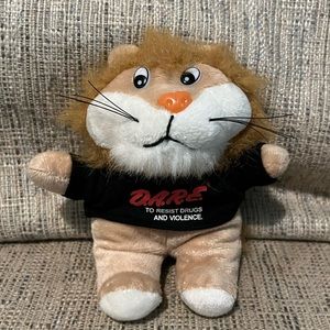 DARE Graduation Daren the Lion School Program Plush Beanie